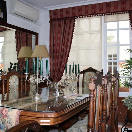 Boutique House Lujopobre Bed and Breakfast Montilla Exteriör bild
